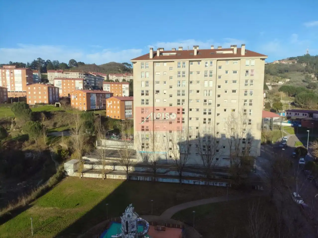 Vista exterior de Dúplex en venda en Ourense Capital  amb Calefacció i Terrassa