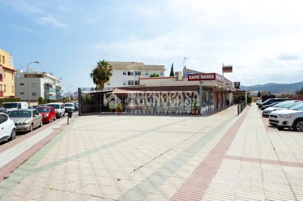 Außenansicht von Geschaftsraum zum Verkauf in Vélez-Málaga mit Klimaanlage