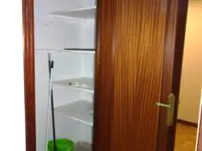 Piso de alquiler en Gijón  con Calefacción, Parquet y Trastero