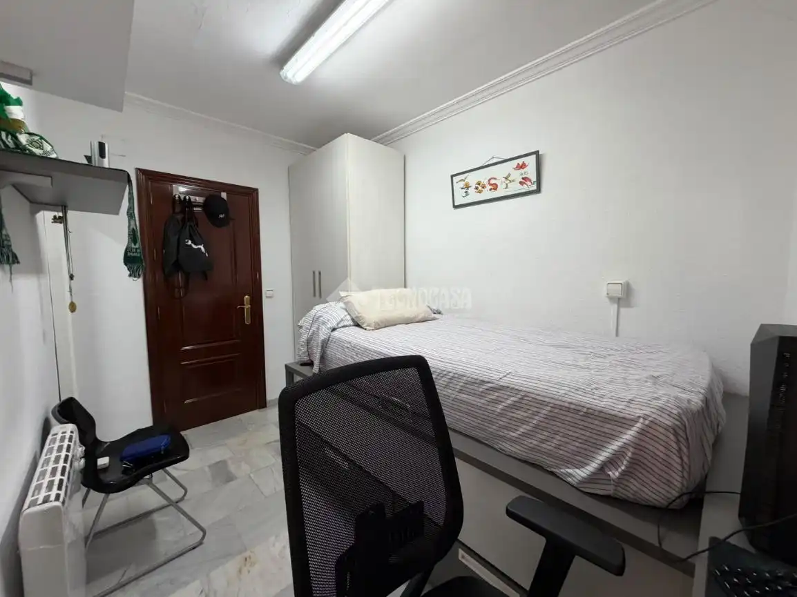 Dormitori de Pis en venda en Este - Alcosa- Torreblanca