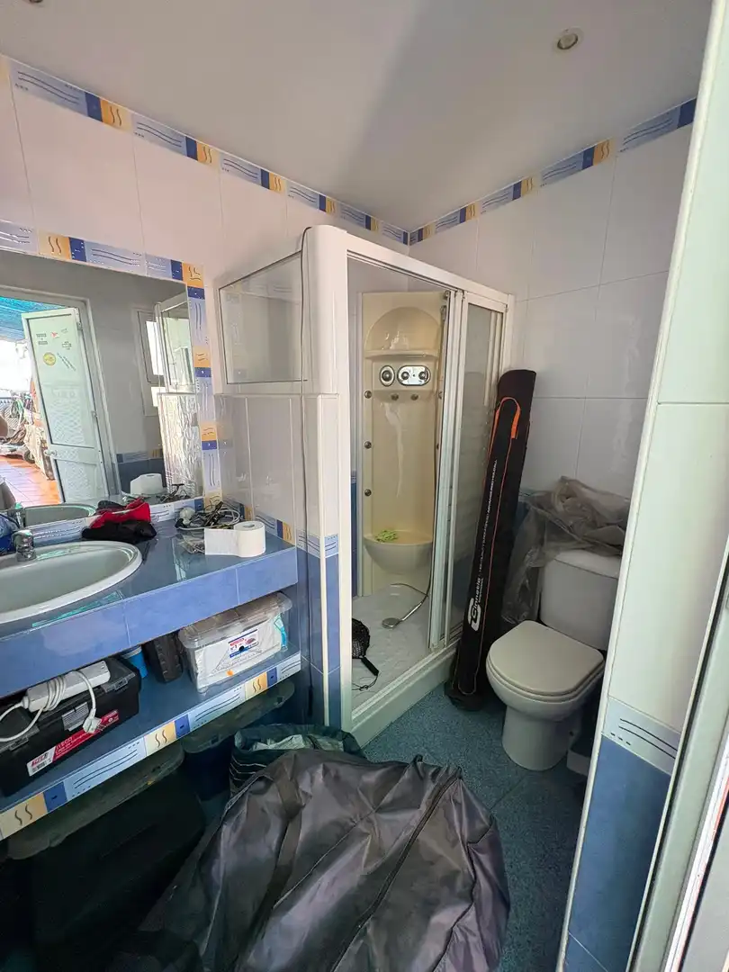 Baño de Piso en venta en Sevilla con Aire acondicionado