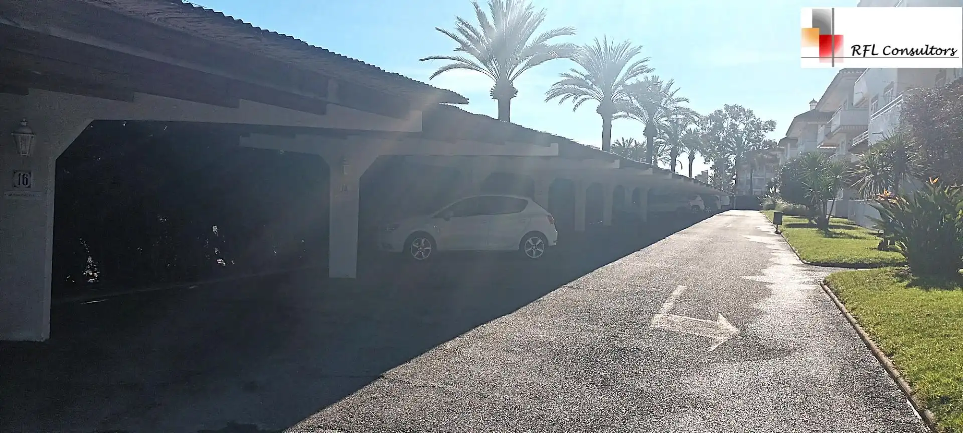 Parkplatz von Wohnungen zum Verkauf in Torreblanca mit Klimaanlage, Terrasse und Abstellraum