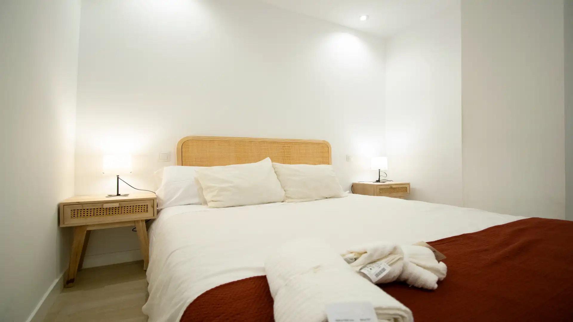 Bedroom of Flat for rent in Madrid  with Heating, Furnished and Oven