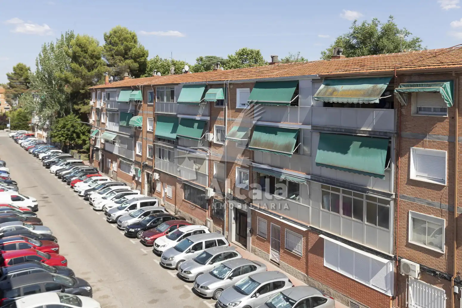 Exterior view of Flat for sale in Alcalá de Henares  with Air Conditioner, Heating and Terrace