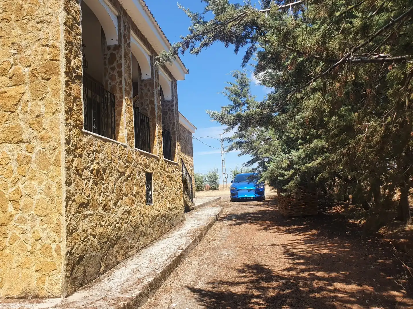 Exterior view of Houses for sale in Talarrubias  with Air Conditioner, Private garden and Storage room