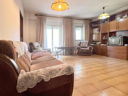 Living room of Flat for sale in  Madrid Capital  with Terrace and Balcony