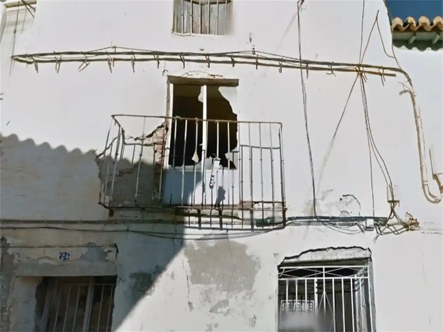Vista exterior de Casa adosada en venda en Guadix