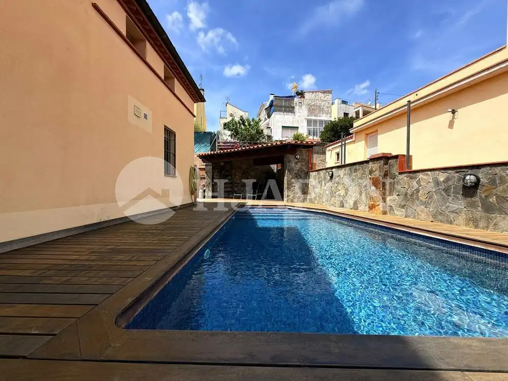 Piscina de Casa o xalet en venda en Teià amb Calefacció, Jardí privat i Terrassa