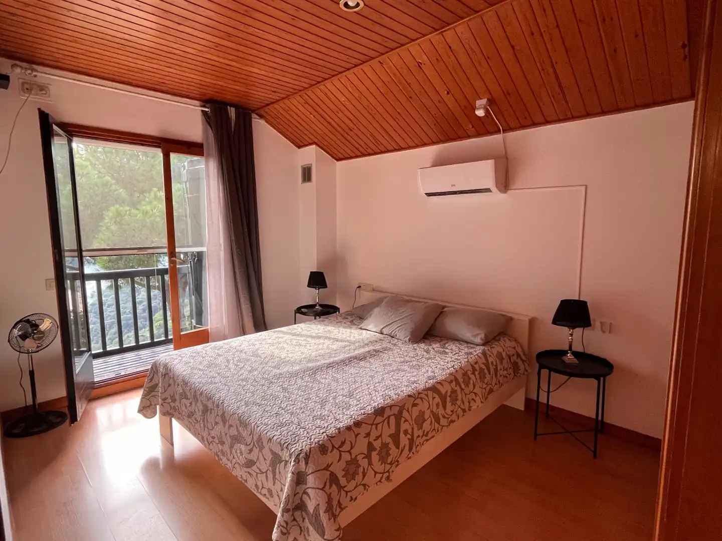 Habitación de Casa o chalet en venta en Sant Cebrià de Vallalta con Aire acondicionado, Calefacción y Jardín privado