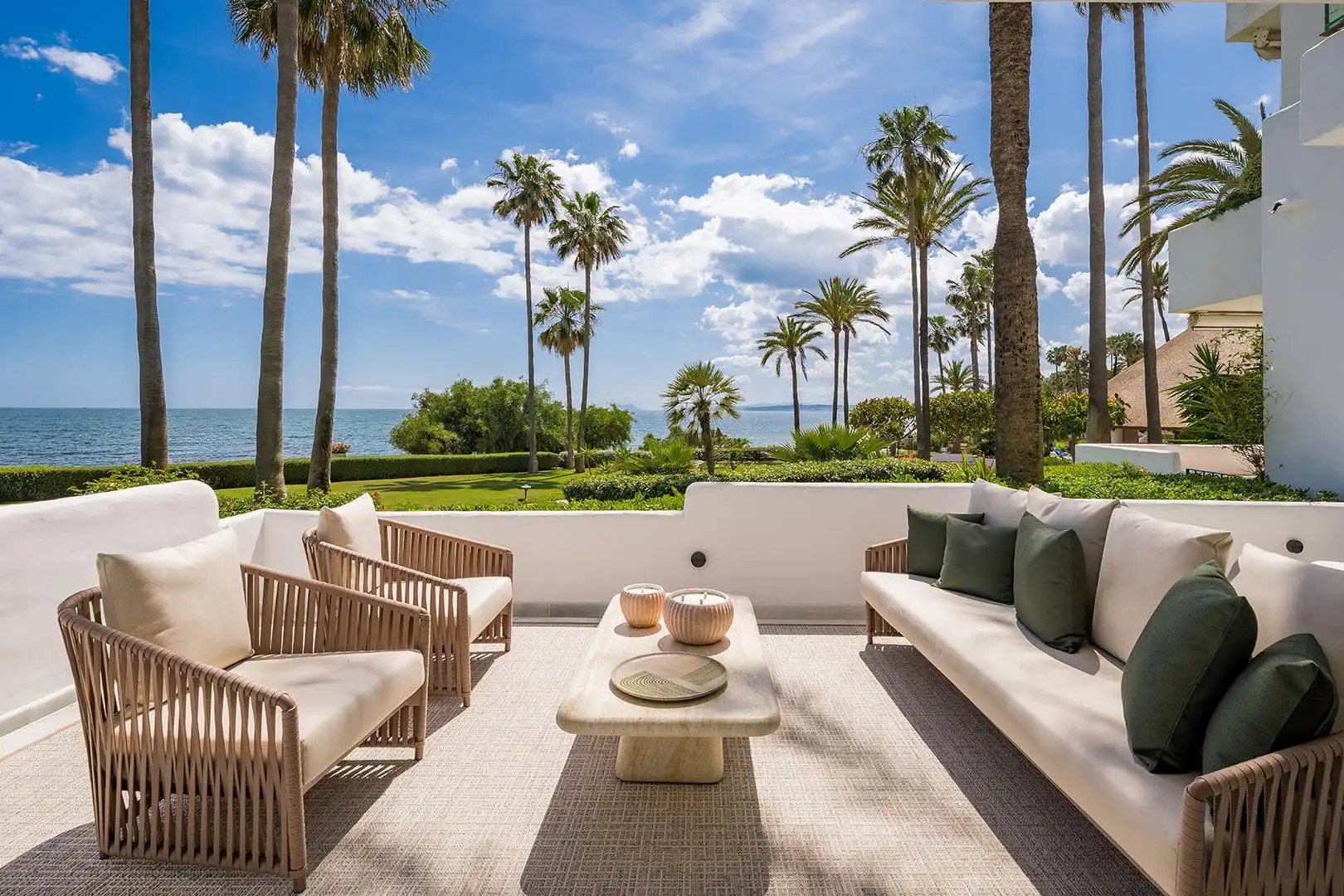 Penthouse with terrace for sale in ALCAZABA BEACH, imagen 3