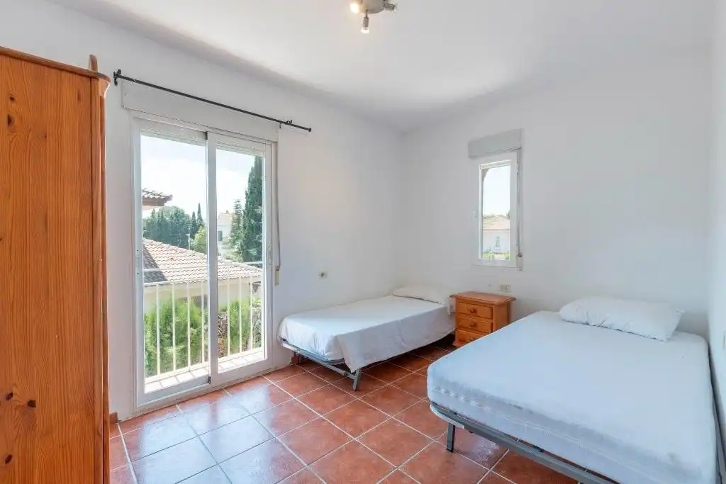 Dormitori de Casa o xalet en venda en Albolote amb Aire condicionat, Balcó i Piscina comunitària