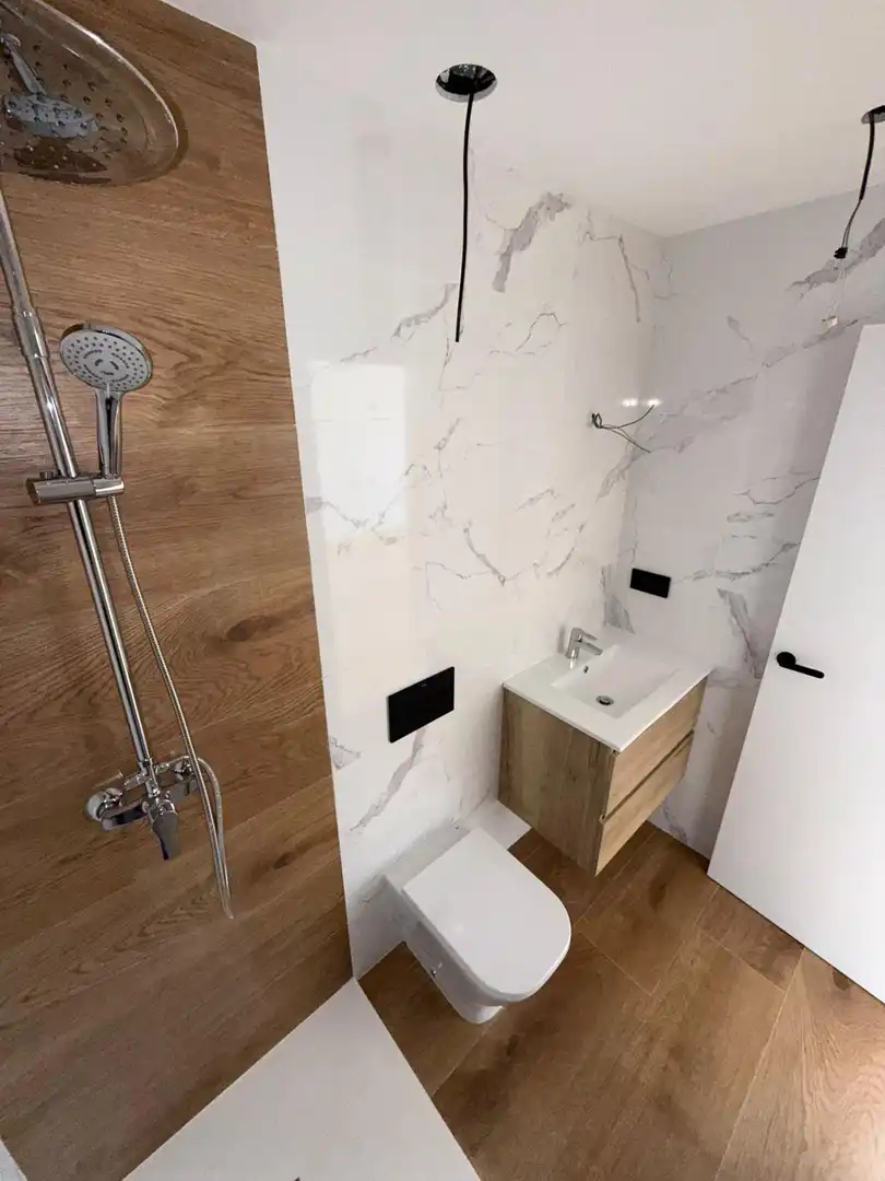 Badezimmer von Gebäude zum Verkauf in Torremolinos