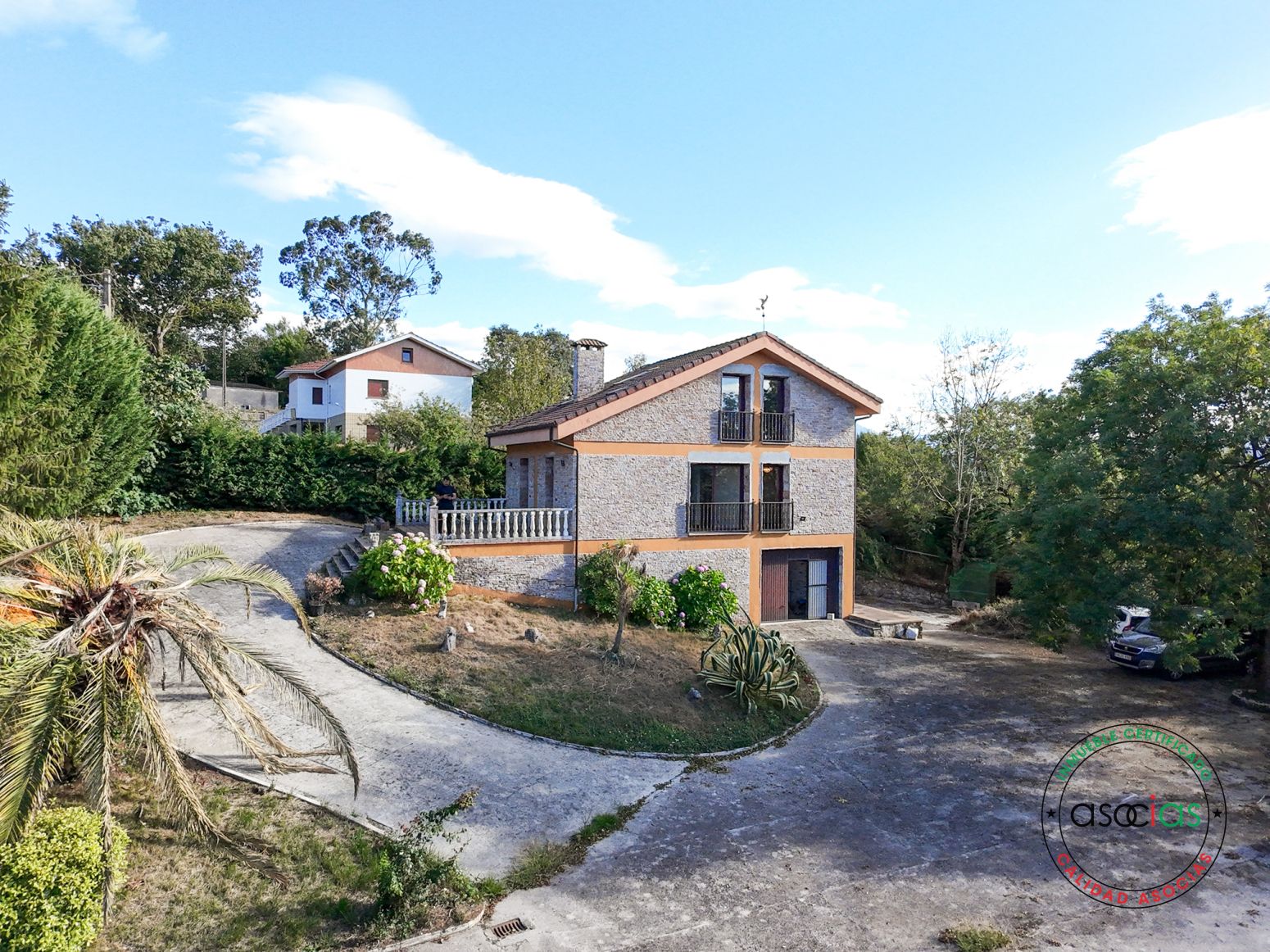 Exterior view of House or chalet for sale in Las Regueras    with Heating and Private garden