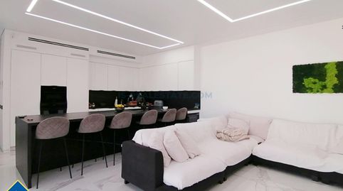 Villa con piscina privada, en la provincia de Alicante, en la ciudad de Benidorm. 4 habitaciones | 311 m² | 1 kilómetro del mar, imatge 4