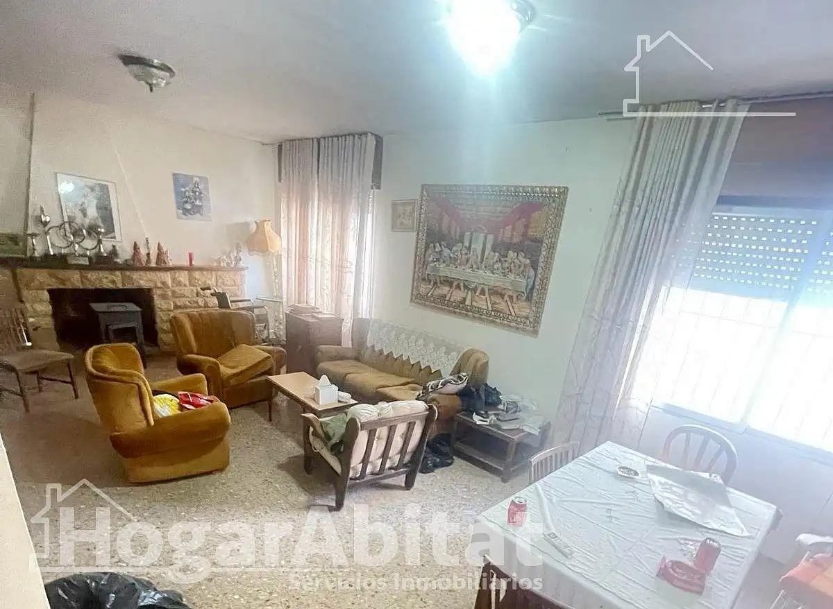 Sala d'estar de Casa o xalet en venda en La Nucia amb Aire condicionat, Jardí privat i Terrassa