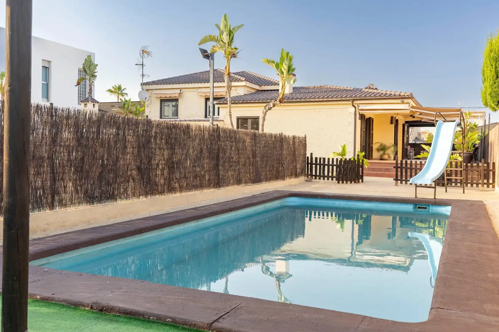 Piscina de Casa o chalet en venta en Chilches / Xilxes con Aire acondicionado, Jardín privado y Terraza