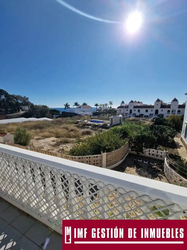Exterior view of Houses for sale in Vélez-Málaga  with Terrace, Swimming Pool and Community pool