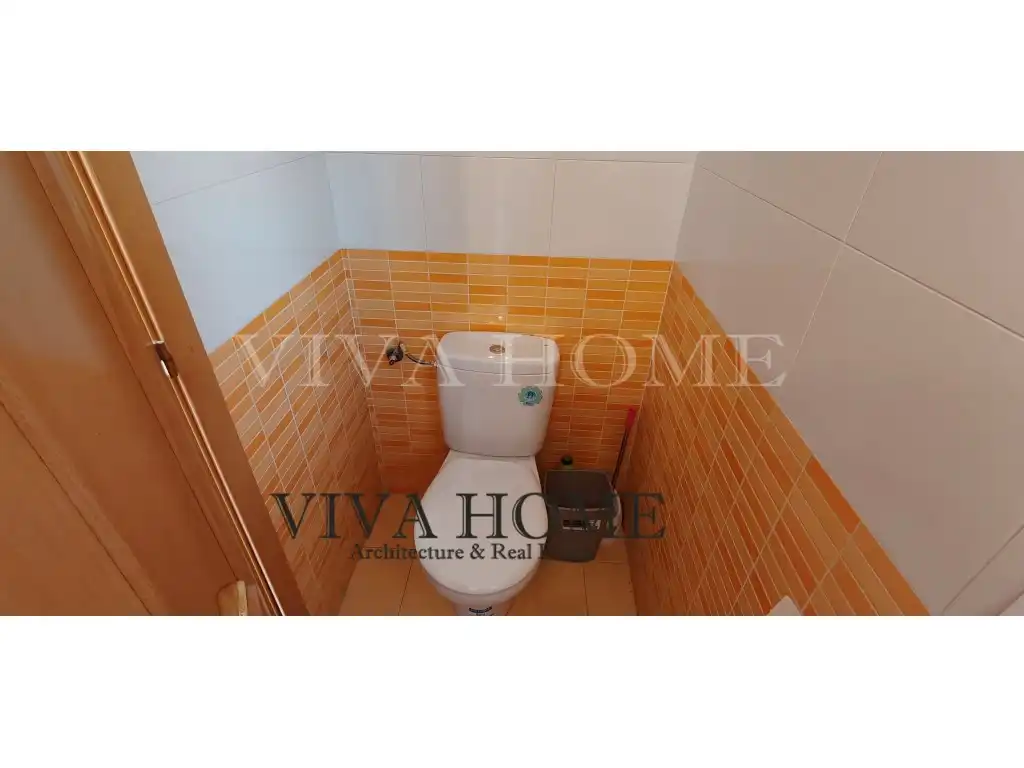 Bathroom of Houses for sale in Parla