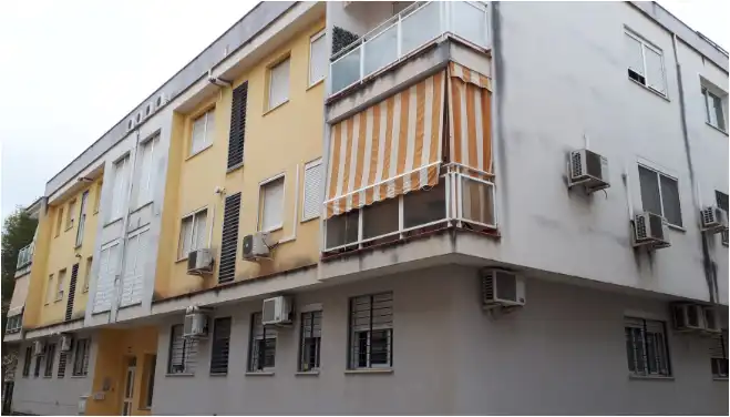 Piso con ascensor en venta en Coria del Río, imagen 2