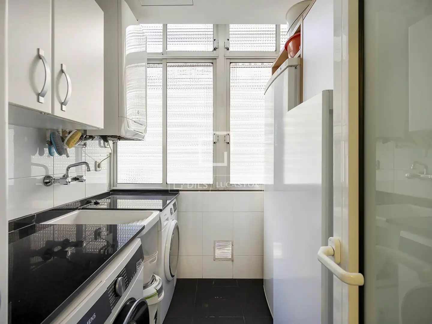 Küche von Wohnung zur Miete in Barcelona mit Heizung, Privatgarten und Parkett