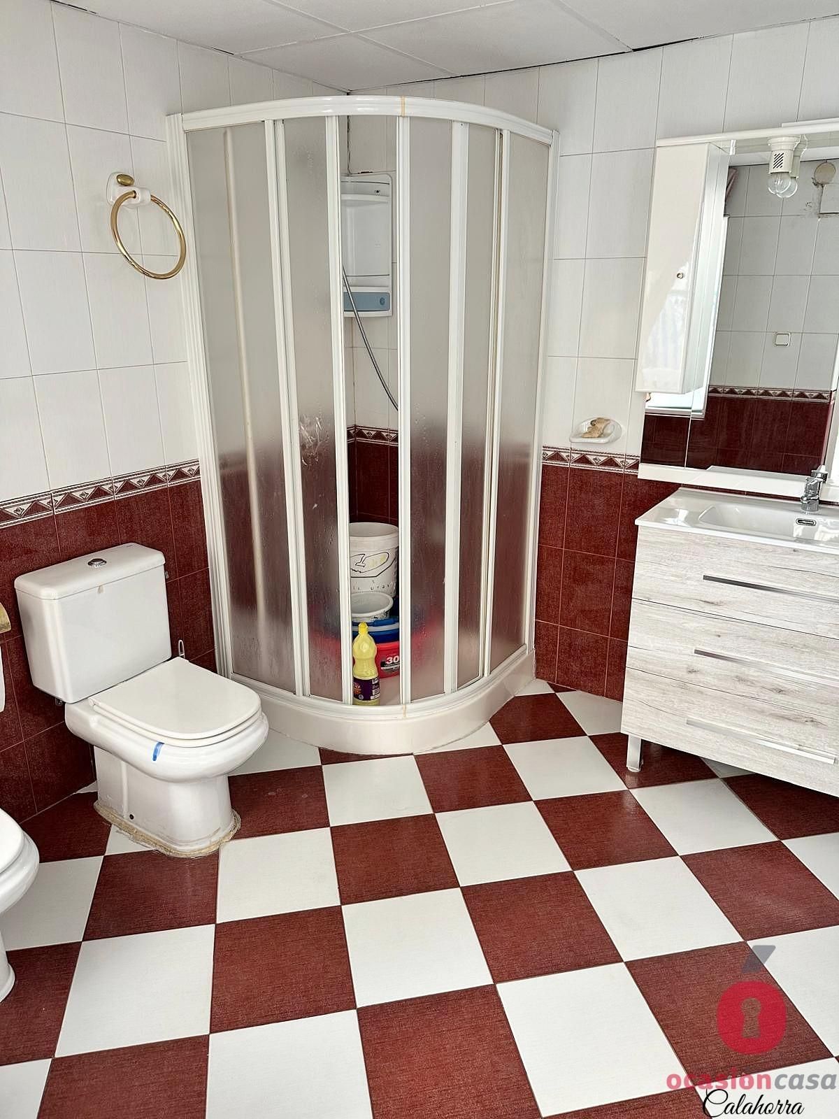 Bany de Casa o xalet en venda en  Córdoba Capital amb Aire condicionat, Calefacció i Traster