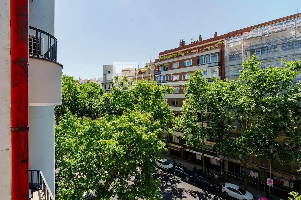 Außenansicht von Wohnung zur Miete in Madrid