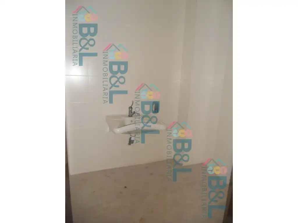 Badezimmer von Büro zum Verkauf in Punta Umbría