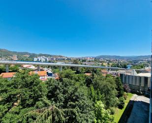 Vista exterior de Pis en venda en Ourense Capital  amb Balcó