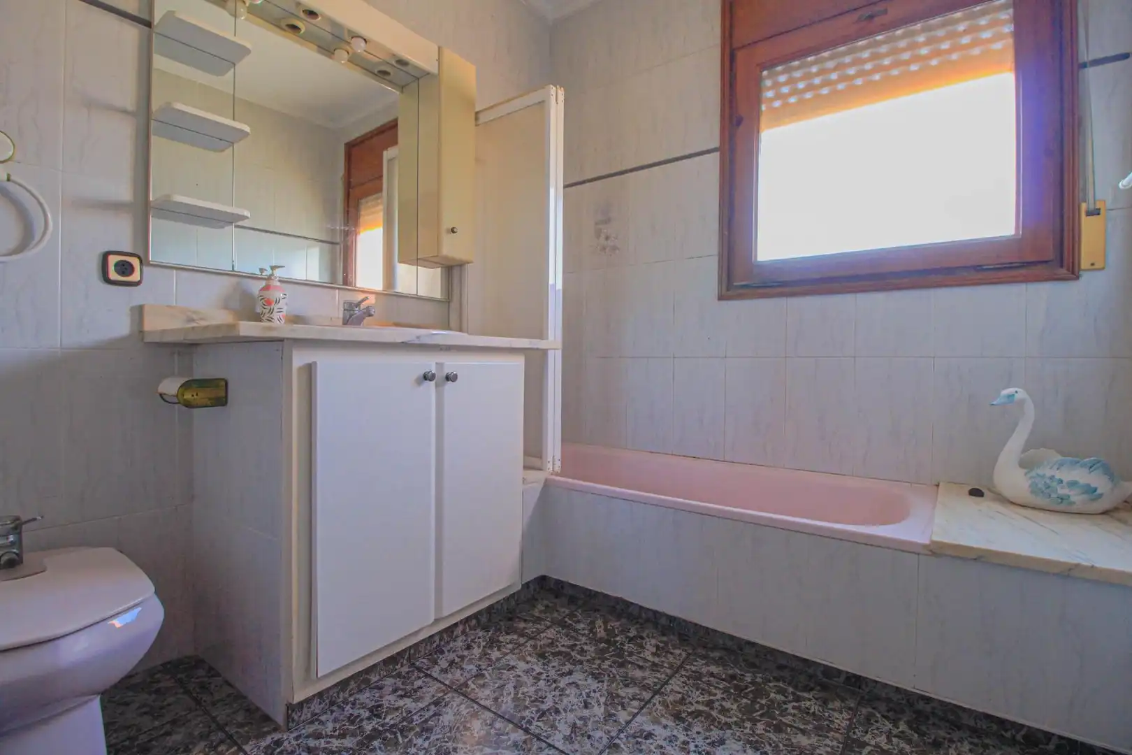 Bany de Casa adosada en venda en Cabanes (Girona) amb Jardí privat, Traster i Moblat