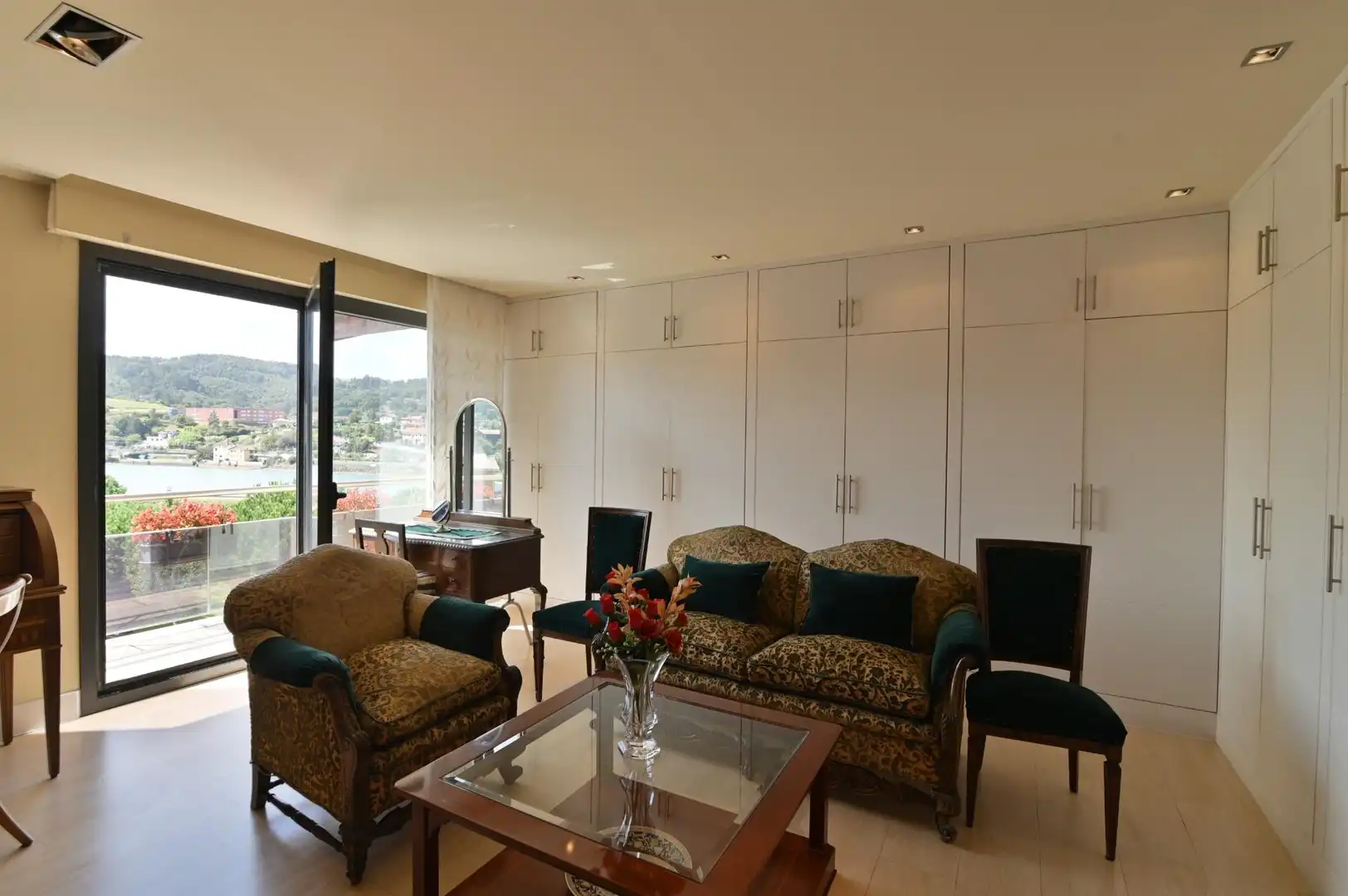 Sala de estar de Casa o chalet en venta en Gorliz con Calefacción, Jardín privado y Terraza