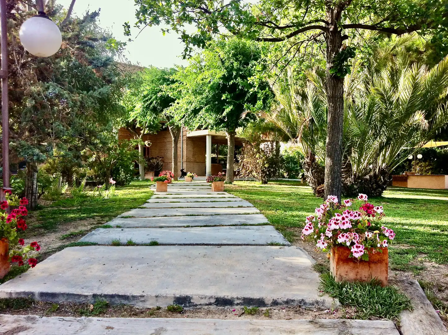 Jardí de Casa o xalet en venda en Alicante / Alacant amb Aire condicionat, Calefacció i Jardí privat