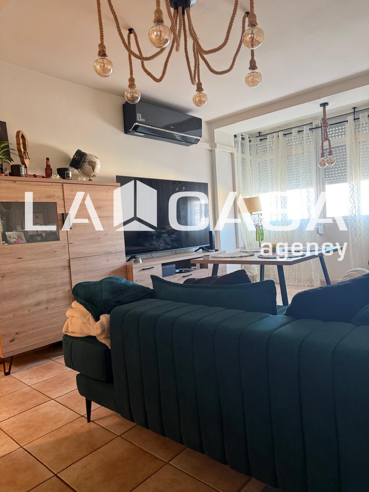 Living room of Flat for sale in Dos Hermanas  with Air Conditioner and Terrace