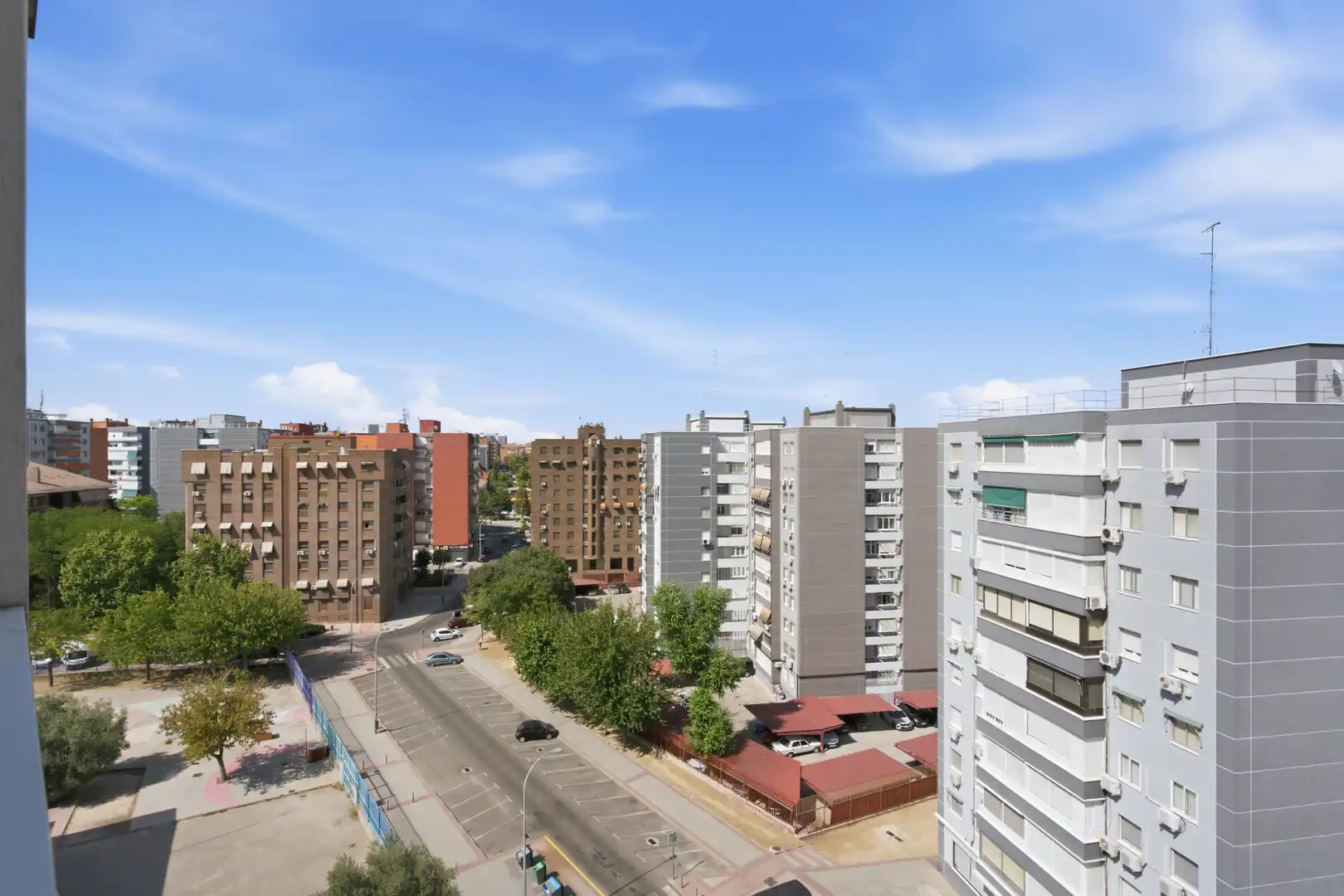 Vista exterior de Pis en venda en Fuenlabrada amb Aire condicionat, Calefacció i Moblat