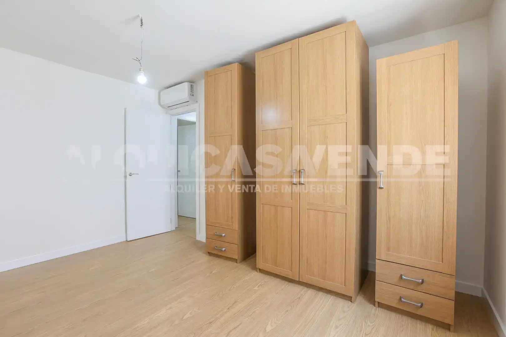 Habitación de Piso de alquiler en Sevilla con Aire acondicionado y Balcón