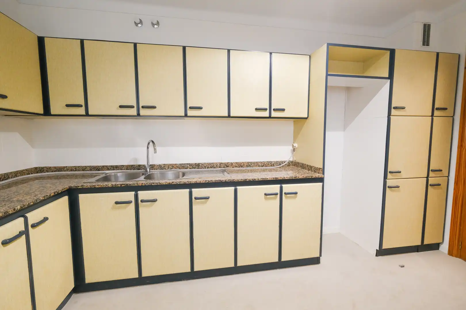 Cocina de Piso en venta en  Palma de Mallorca