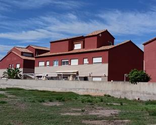 Vista exterior de Casa adosada en venda en Castellón de la Plana / Castelló de la Plana amb Terrassa