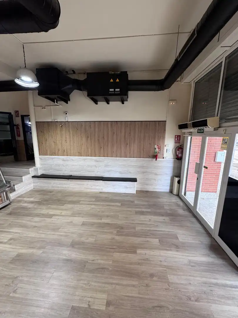 Local comercial en venta en Carrer de la Palma, imagen 3