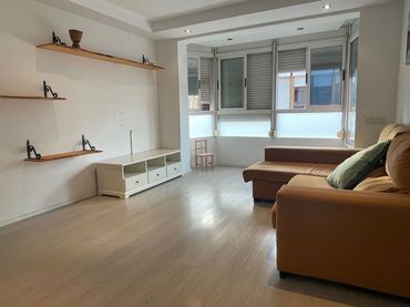 Wohnung mit Balkon zum Verkauf in Marianao