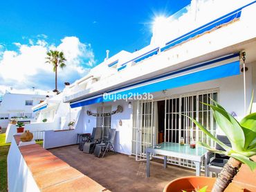 Erdgeschosswohnung mit Pool zum Verkauf in Nueva Andalucía