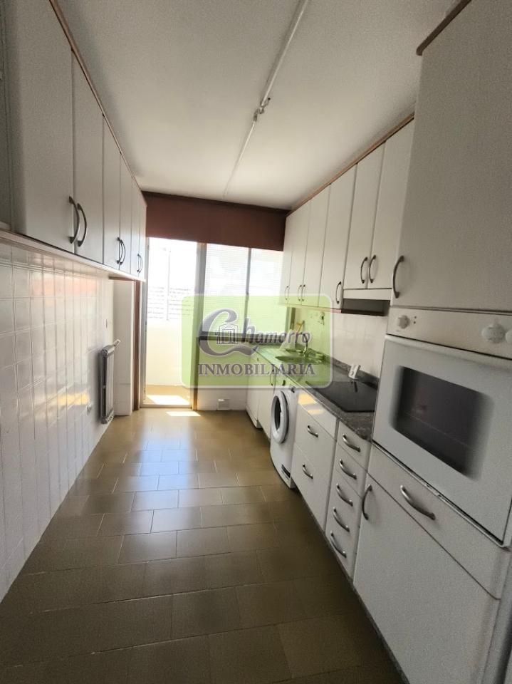Kitchen of Flat to rent in Ferrol  with Heating