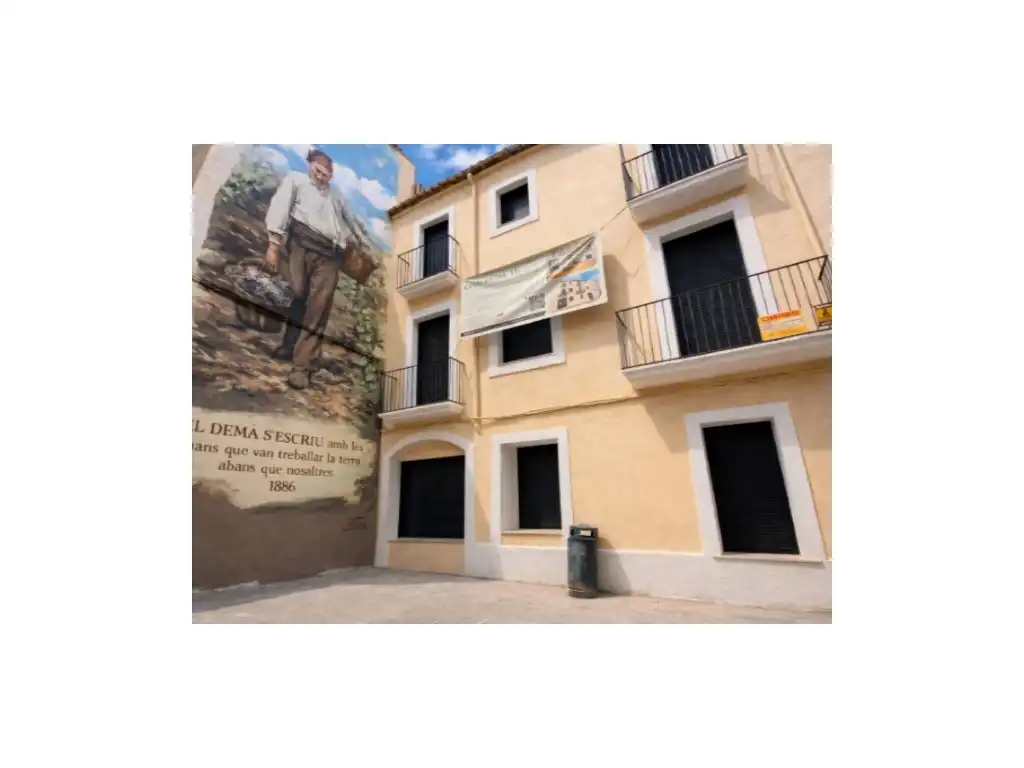 Vista exterior de Pis en venda en Vilafranca del Penedès amb Aire condicionat, Calefacció i Forn
