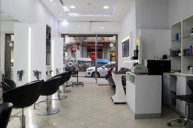 Premises for sale in L'Hospitalet de Llobregat  with Air Conditioner, Heating and Alarm