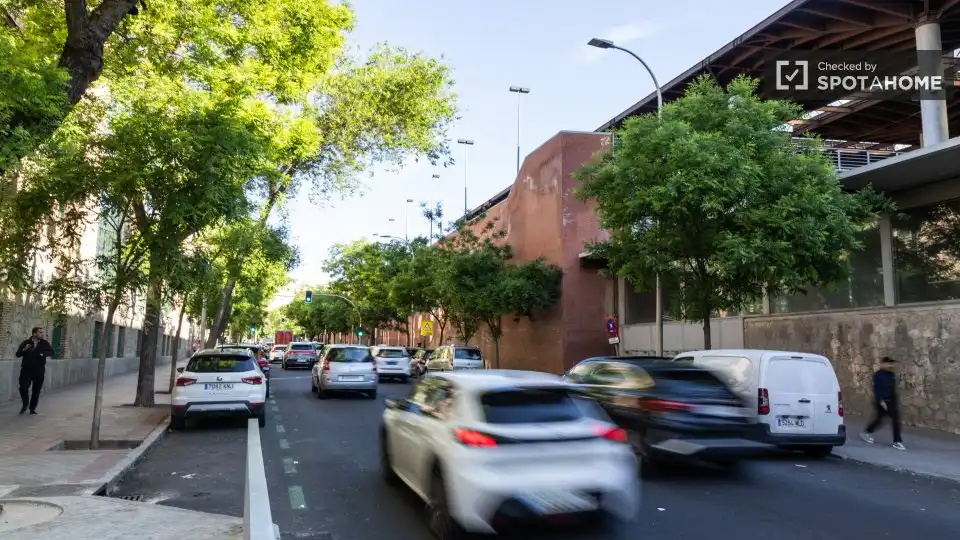 Exterior view of Flat for rent in Madrid  with Air Conditioner, Heating and Furnished
