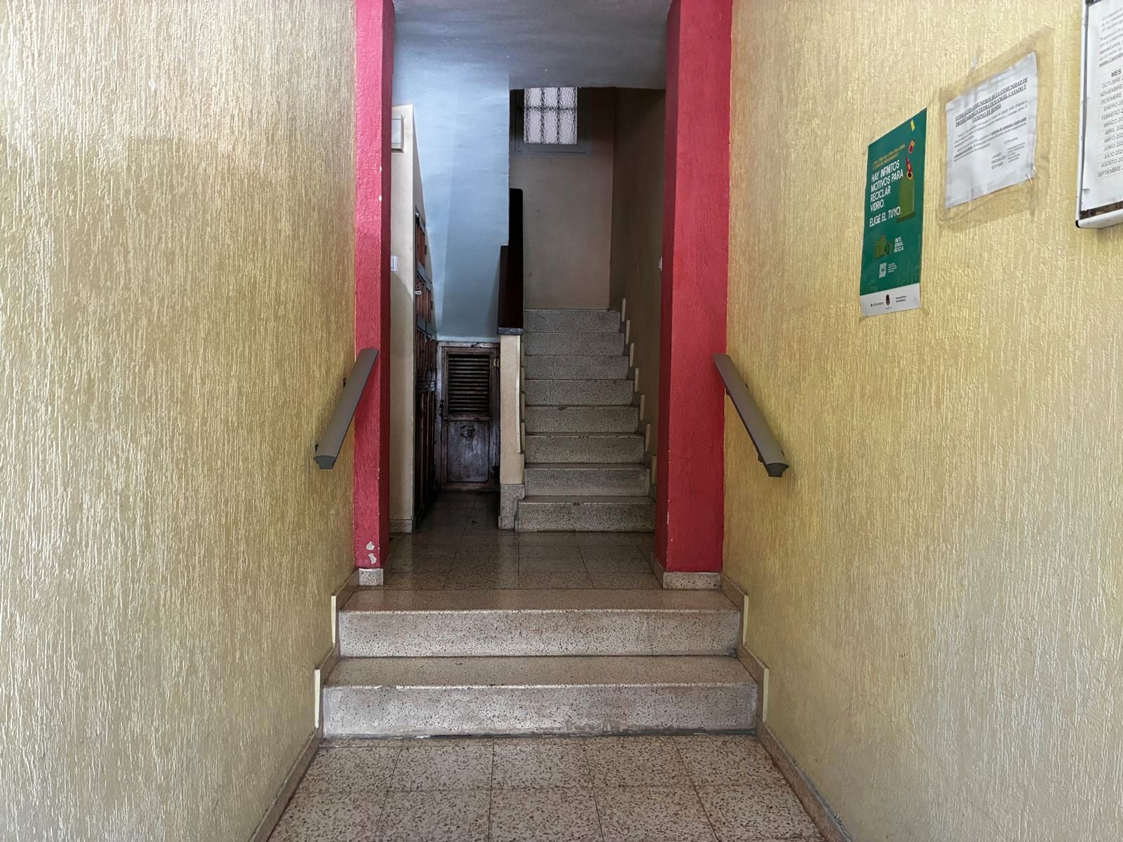 Piso en venta en Alicante / Alacant con Balcón y Alarma