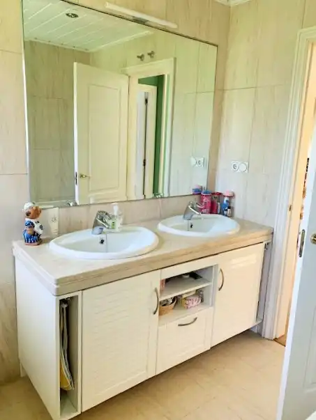 Baño de Casa o chalet en venta en Aranjuez con Aire acondicionado, Calefacción y Jardín privado