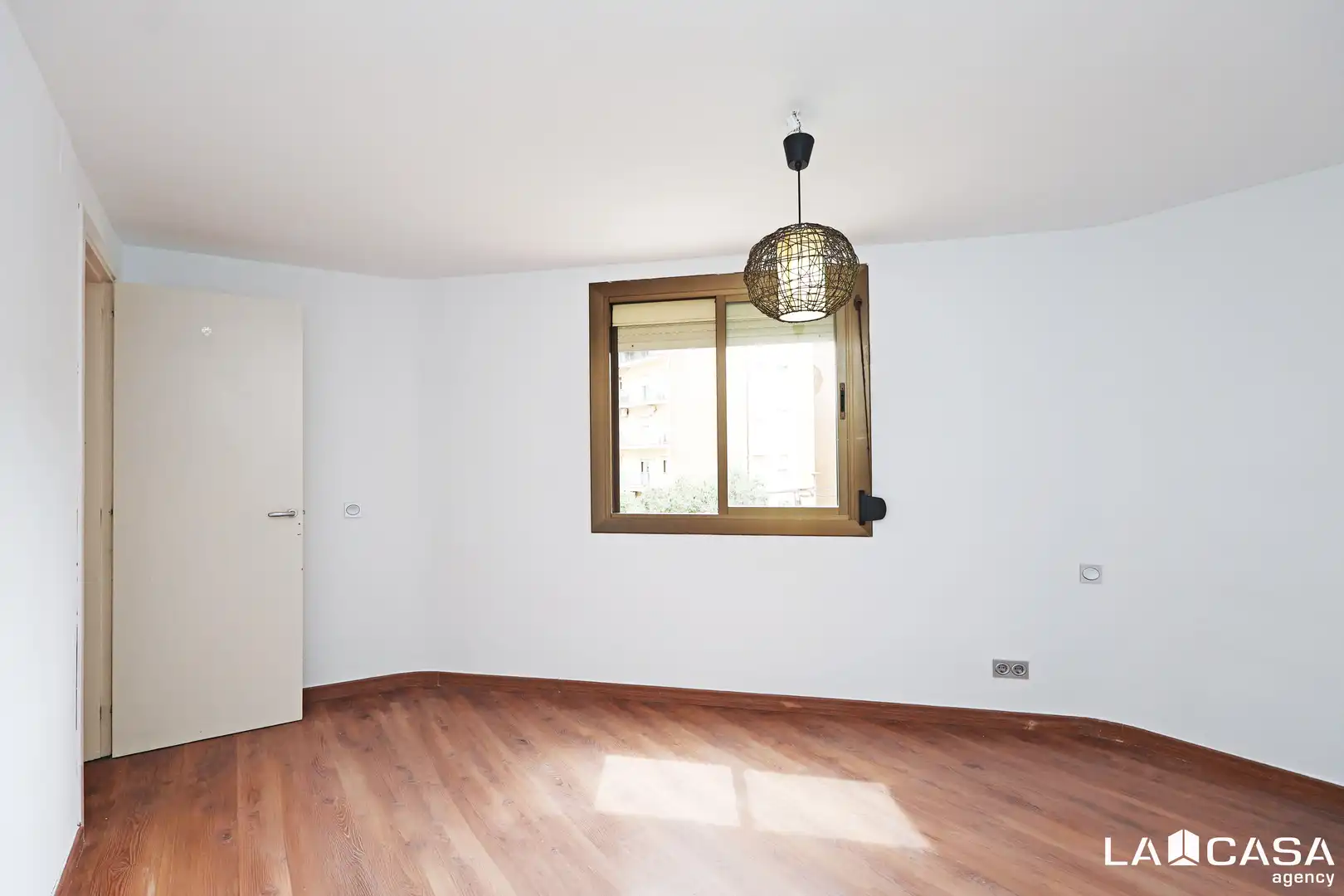 Bedroom of Attic for sale in L'Hospitalet de Llobregat  with Balcony