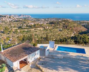 Vista exterior de Casa o xalet en venda en Benissa amb Aire condicionat, Calefacció i Jardí privat