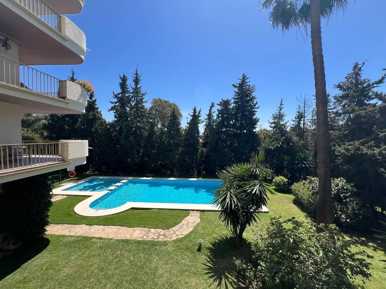 Swimming pool of Apartments for rent in Marbella  with Terrace, Storage room and Community pool