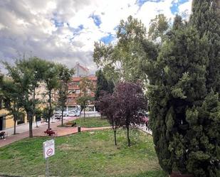 Vista exterior de Apartament de lloguer en  Madrid Capital amb Aire condicionat, Calefacció i Terrassa