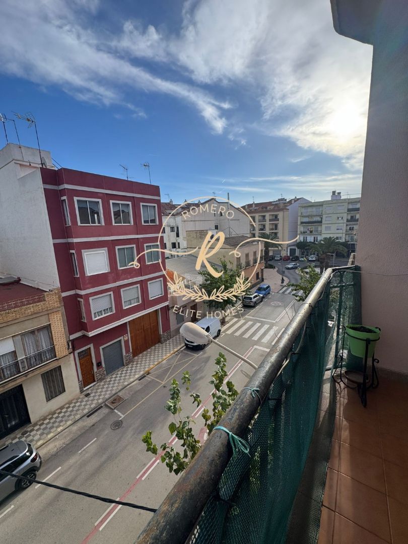 Vista exterior de Pis en venda en Alcàsser amb Aire condicionat, Moblat i Balcó